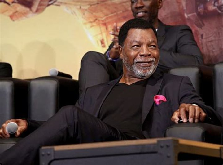 Carl Weathers Net Worth - Wiki, Age, Weight and Height, Relationships, Family, and More