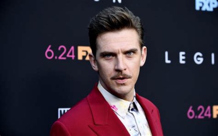 Dan Stevens Net Worth - Wiki, Age, Weight and Height, Relationships, Family, and More