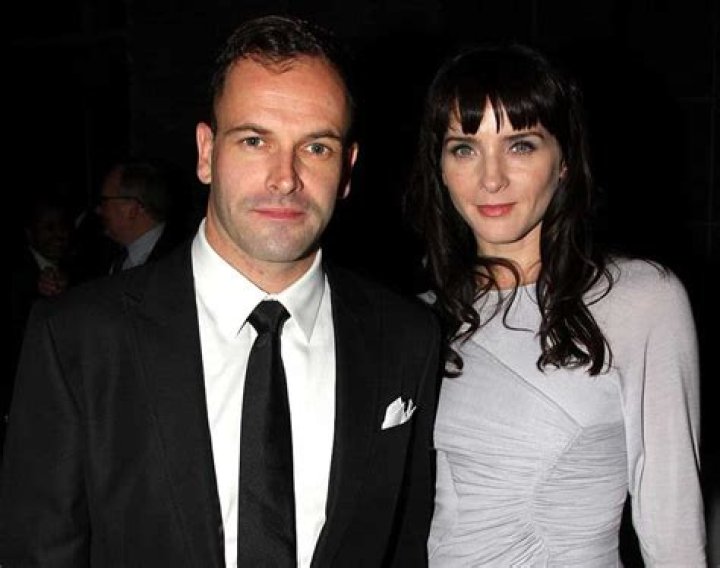 Jonny Lee Miller Net Worth - Wiki, Age, Weight and Height, Relationships, Family, and More
